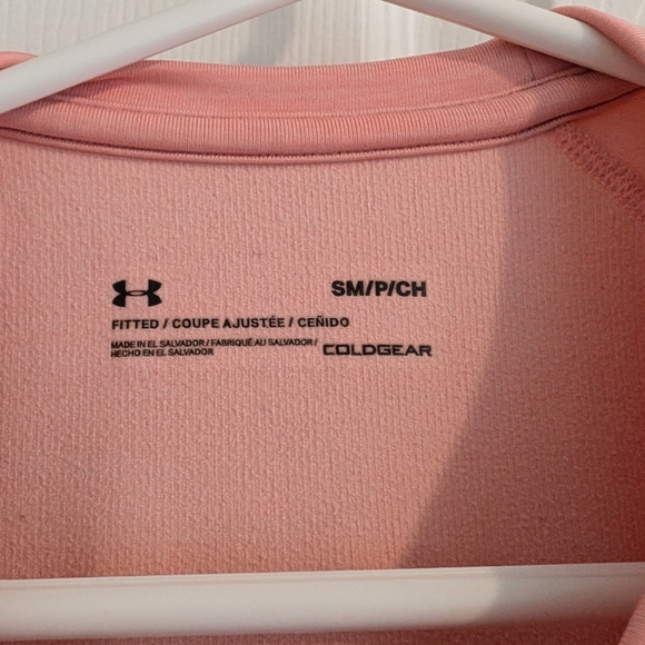 Under Armour cold gear dry fit long sleeve top - Picture 3 of 4